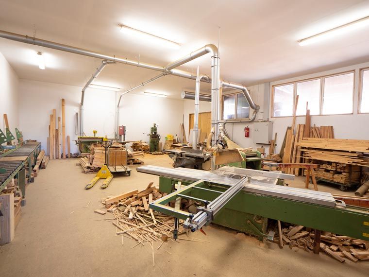 Die Werkstatt von Holzverarbeitung Niederschweiberer
